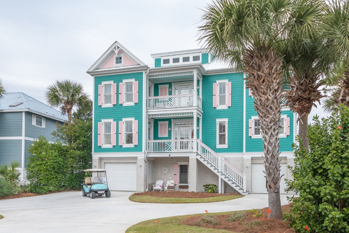 Seas the Day is perfect for multi-generational travel, with a quick stroll to the nearest beach.