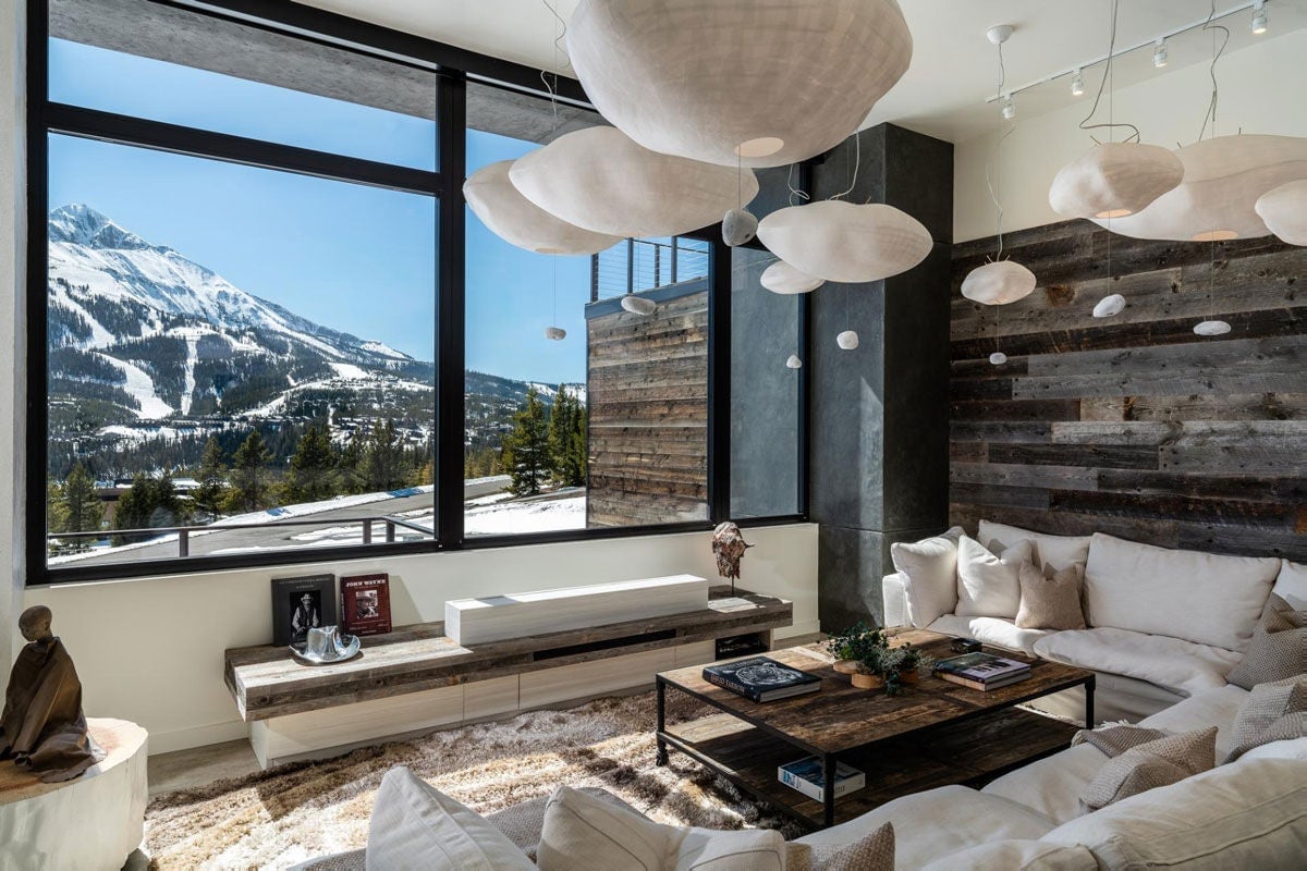 Stay in a Luxury Ski Home with Natural Retreats